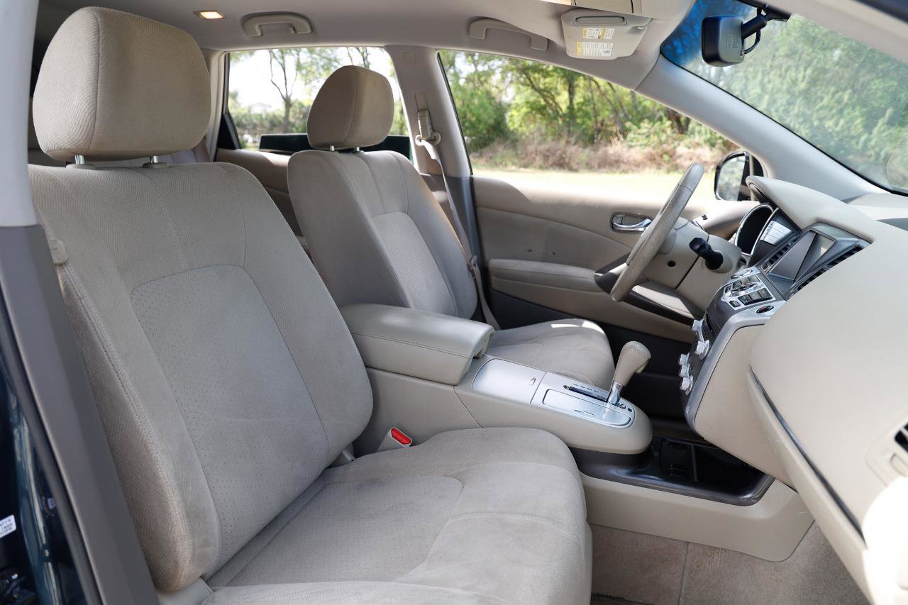 Used 2014 Nissan Murano SV image 16