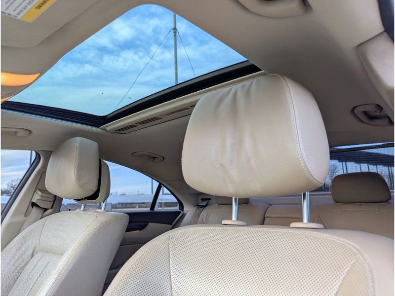 Used 2013 Mercedes-Benz CLS 550 550 4MATIC w/ Premium I Pkg image 16