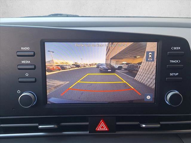 Used 2023 Hyundai Elantra SE image 13