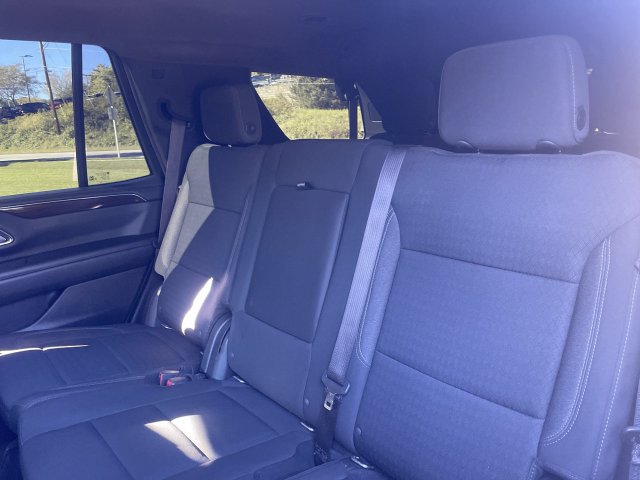 Used 2022 GMC Yukon SLE w/ Gmc Pro Safety Plus Package AWD/4WD image 22