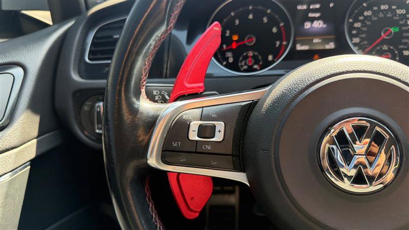 Used 2016 Volkswagen GTI SE FWD image 25