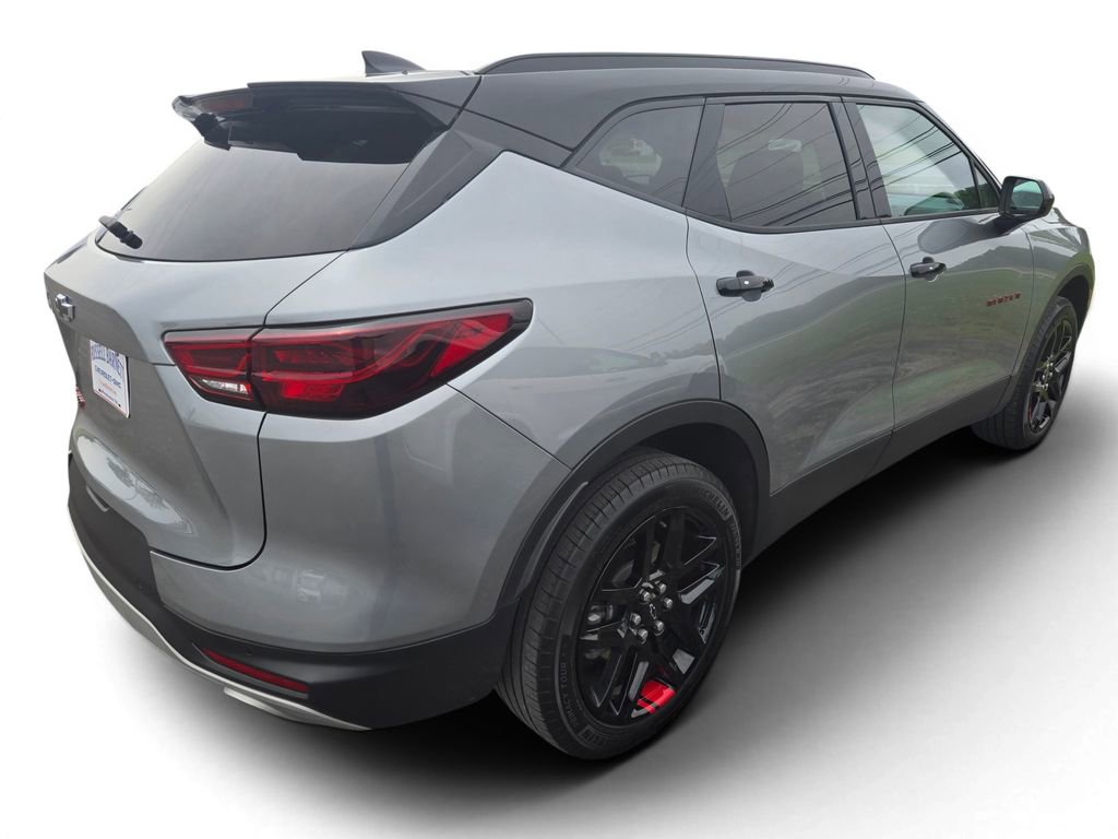 Used 2024 Chevrolet Blazer LT w/ Redline Edition FWD image 4