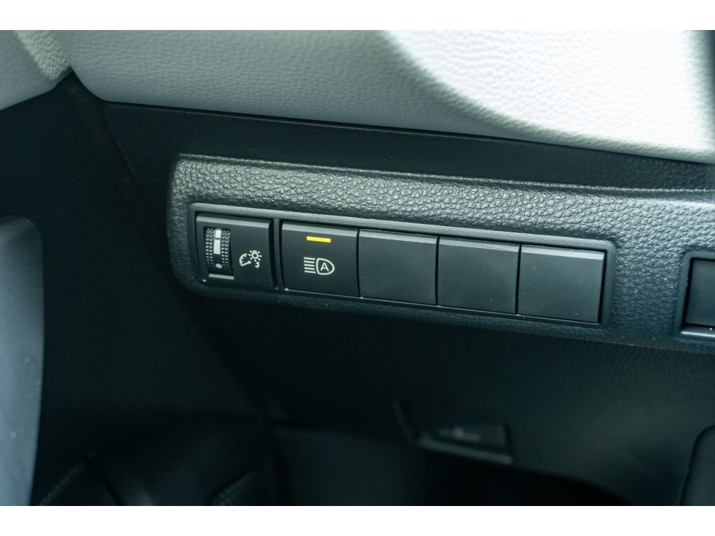 Used 2026 Toyota Corolla LE image 27