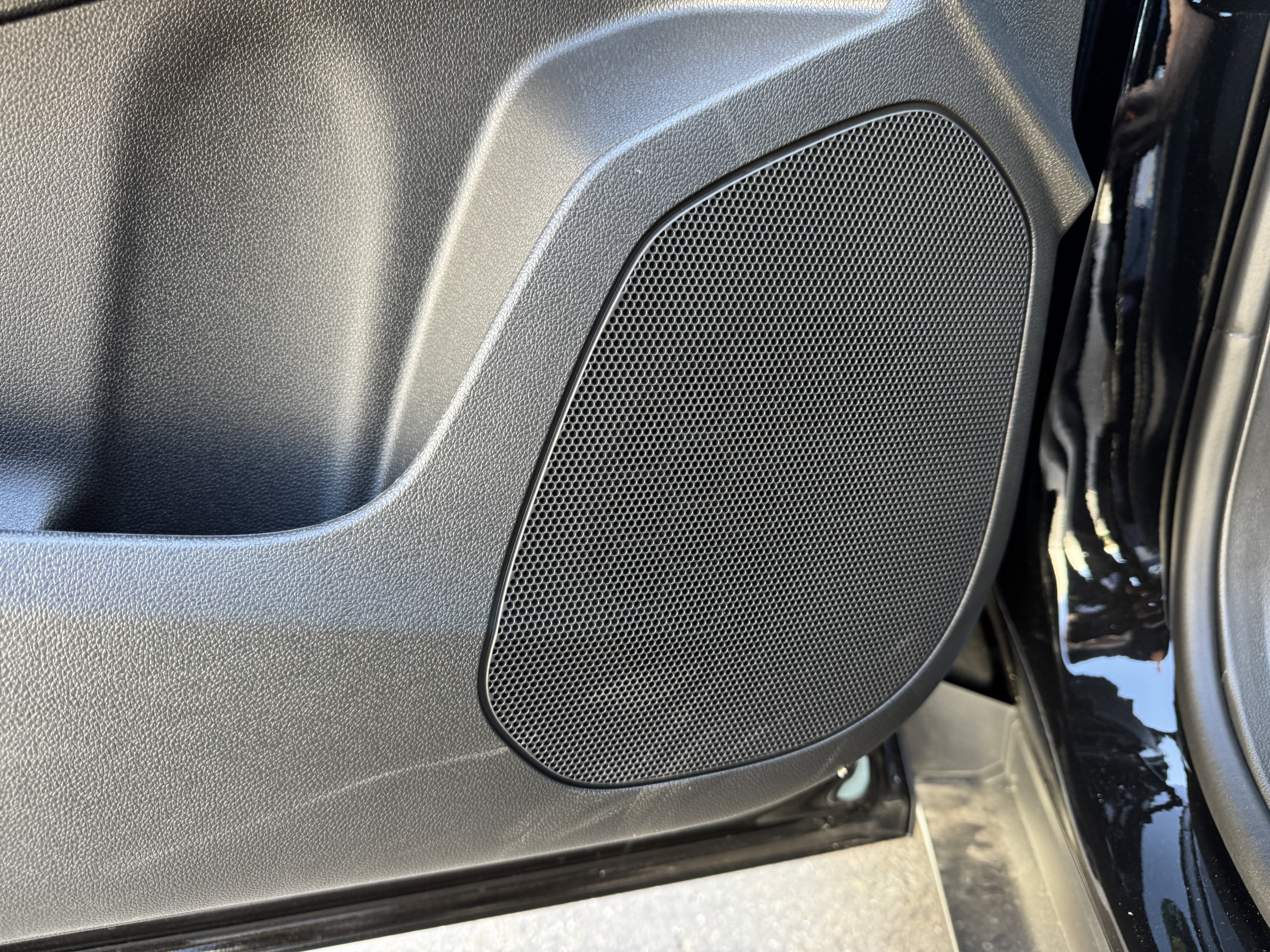 New 2025 Chevrolet Trax ACTIV w/ Driver Confidence Package image 11