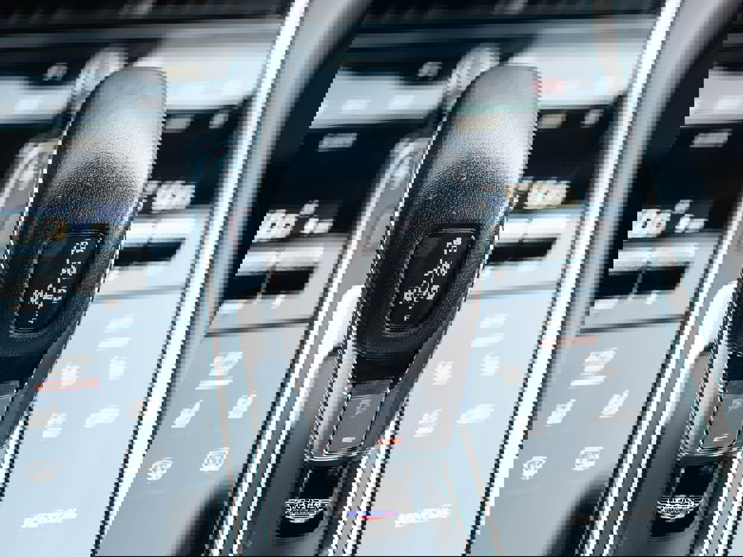 Used 2018 Porsche Panamera 4S image 38