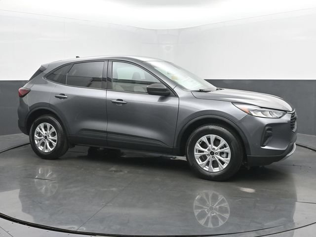 Used 2025 Ford Escape Active AWD/4WD image 3