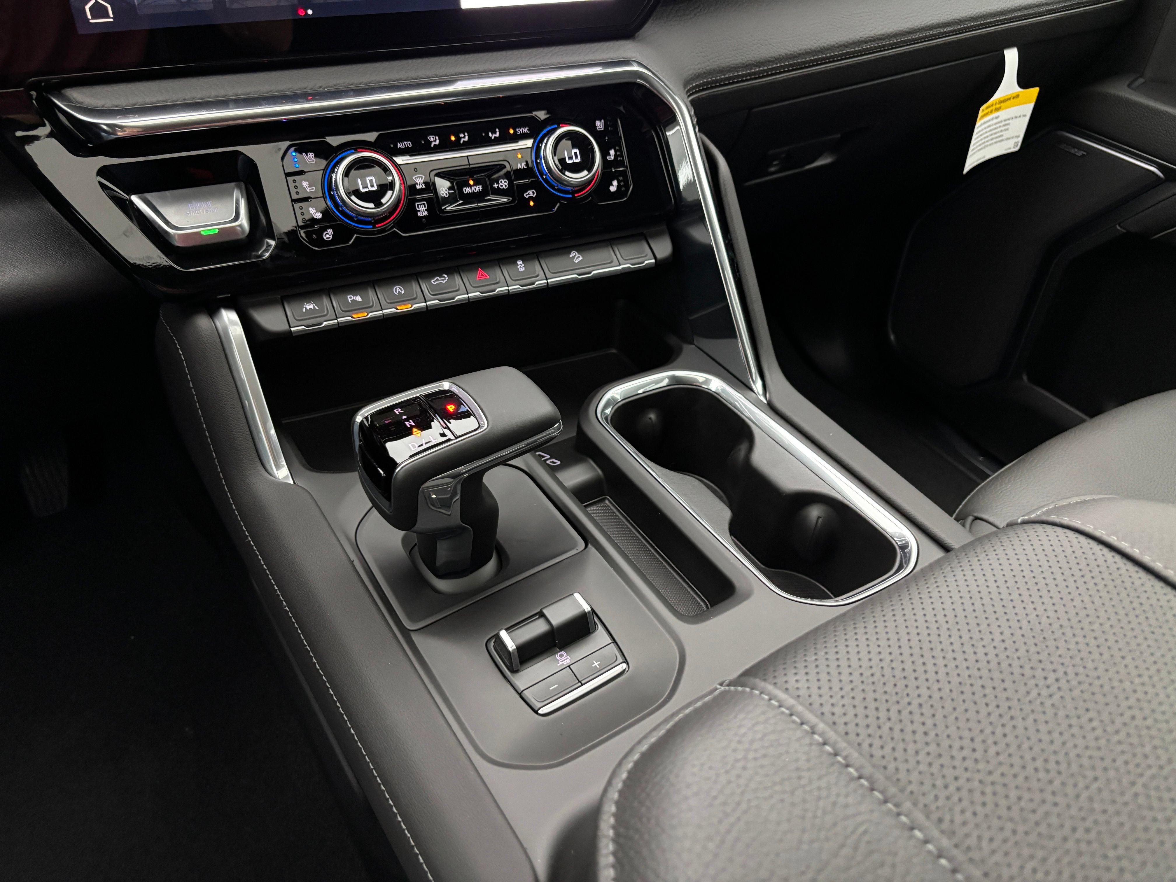 New 2026 GMC Sierra 1500 Denali AWD/4WD image 32