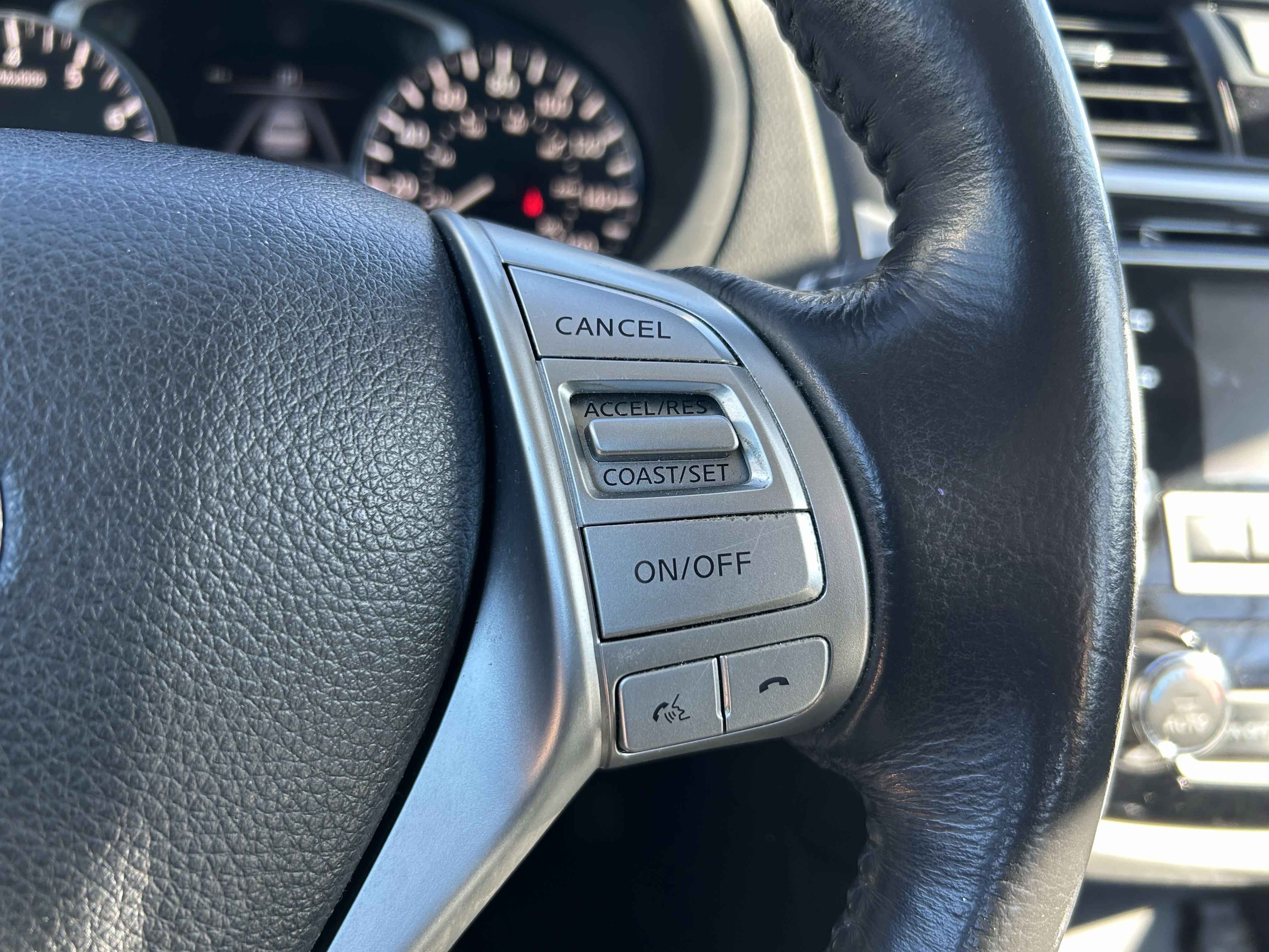 Used 2018 Nissan Altima 2.5 SV image 12