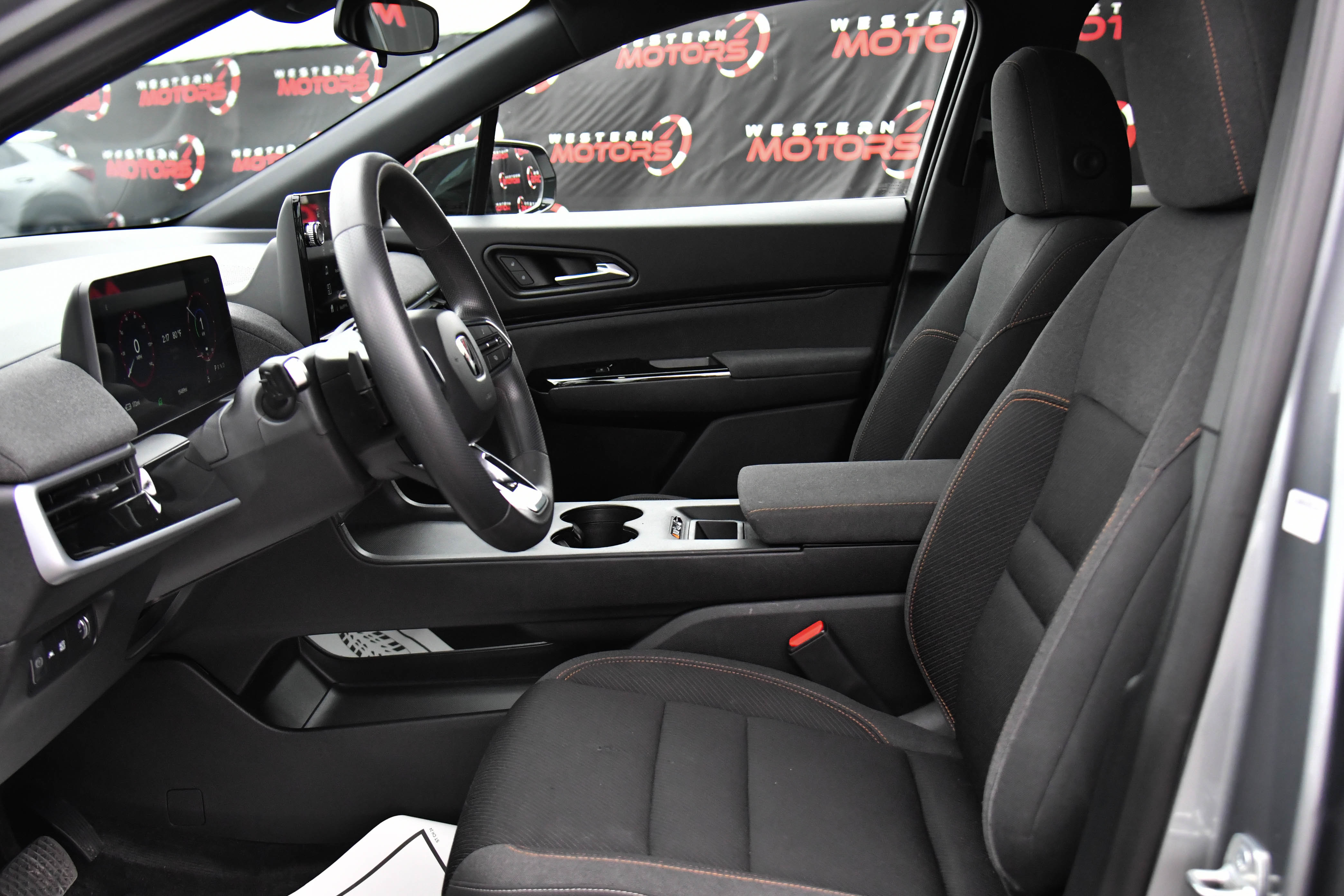 Used 2024 Honda Prologue EX image 18