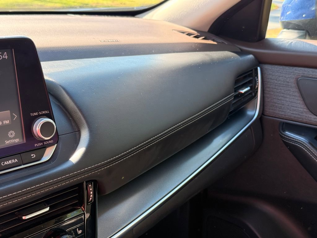 Used 2021 Nissan Rogue SV FWD image 19