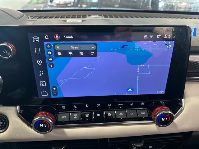 Used 2024 GMC Canyon AT4X image 27