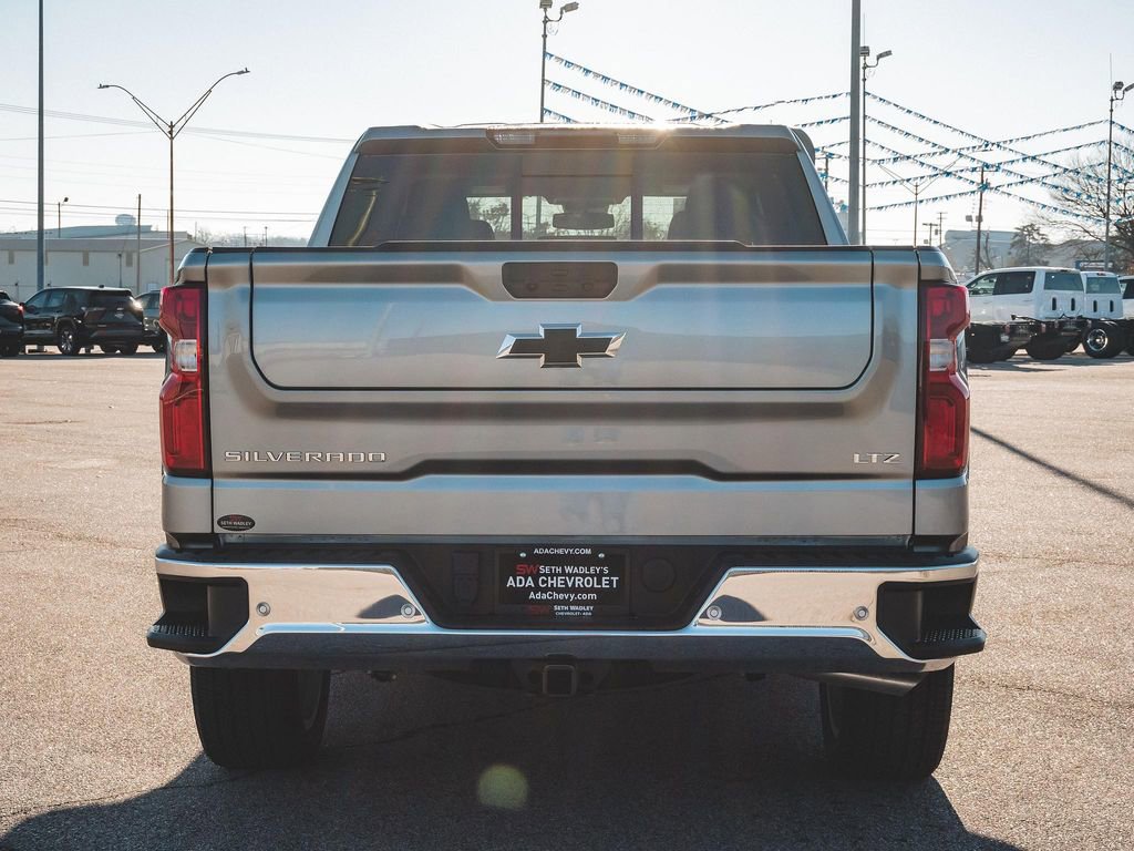 Used 2024 Chevrolet Silverado 1500 LTZ w/ LTZ Convenience Package II image 9