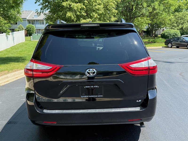 Used 2015 Toyota Sienna LE FWD image 7