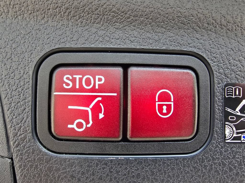 Certified 2026 Mercedes-Benz GLE 350 4MATIC image 19