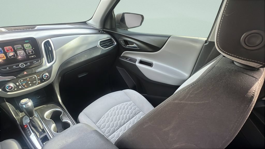 Used 2018 Chevrolet Equinox LT w/ Sun & Infotainment Package FWD image 13