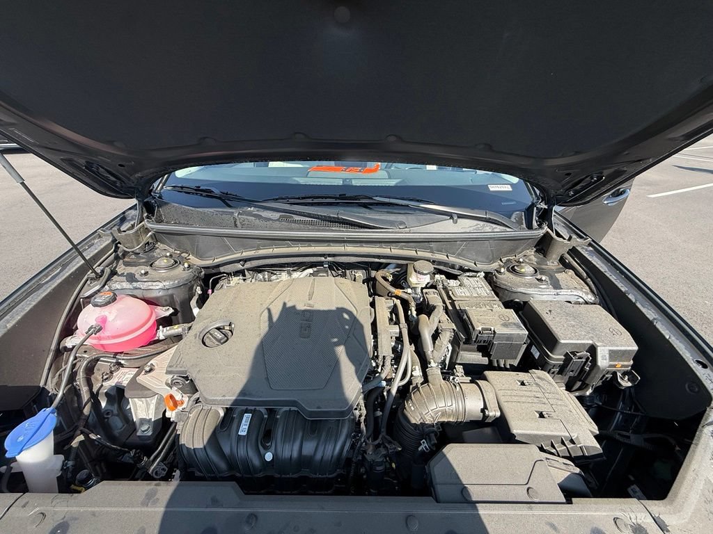 Certified 2025 Hyundai Tucson SE AWD/4WD image 31