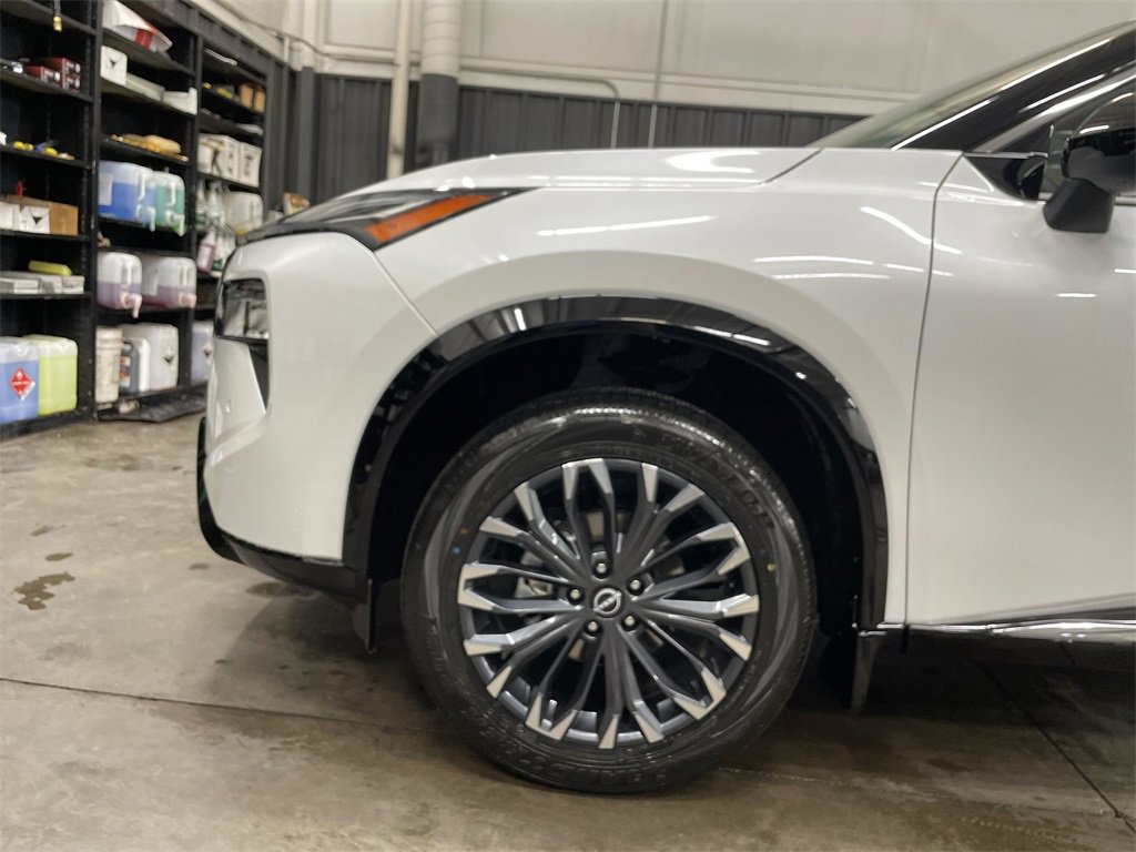 New 2026 Nissan Rogue Platinum image 10