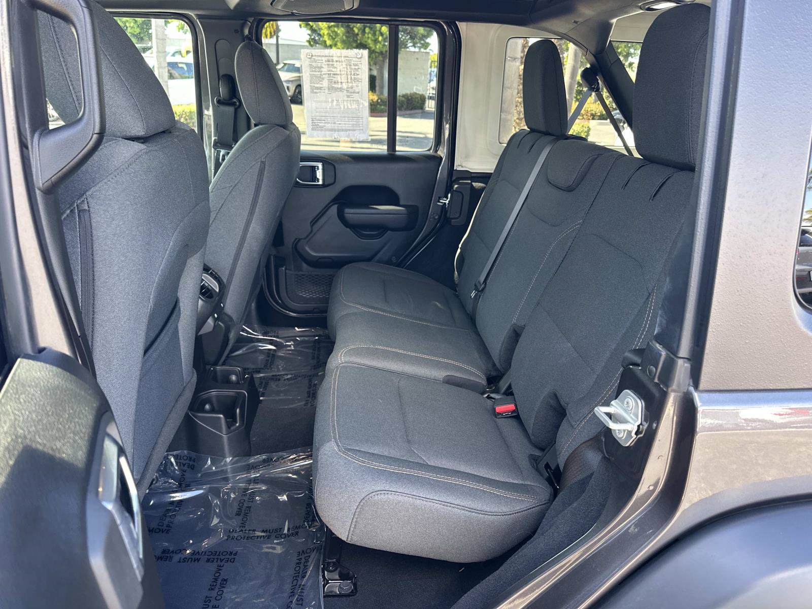 Used 2024 Jeep Wrangler Unlimited Sport image 21