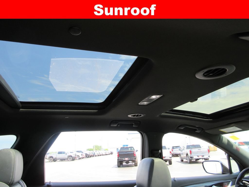 Certified 2022 Buick Enclave Essence w/ Experience Buick Package AWD/4WD image 16