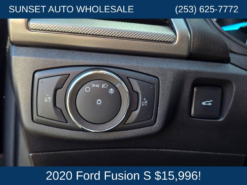 Used 2020 Ford Fusion S FWD image 23
