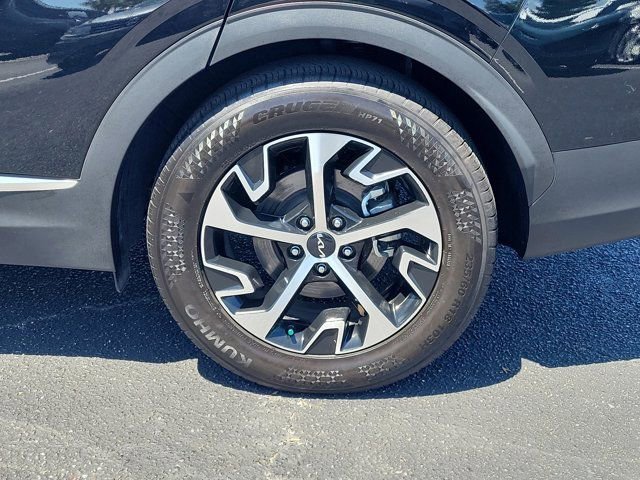 Used 2025 Kia Sportage EX FWD image 30