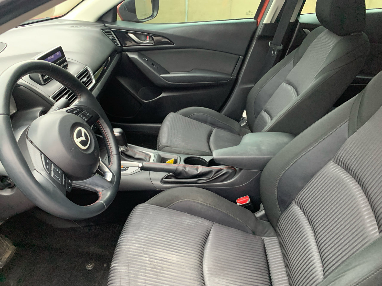 Used 2014 MAZDA MAZDA3 i Touring image 9