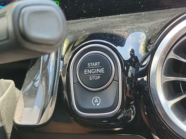 Used 2023 Mercedes-Benz GLA 250 4MATIC image 27