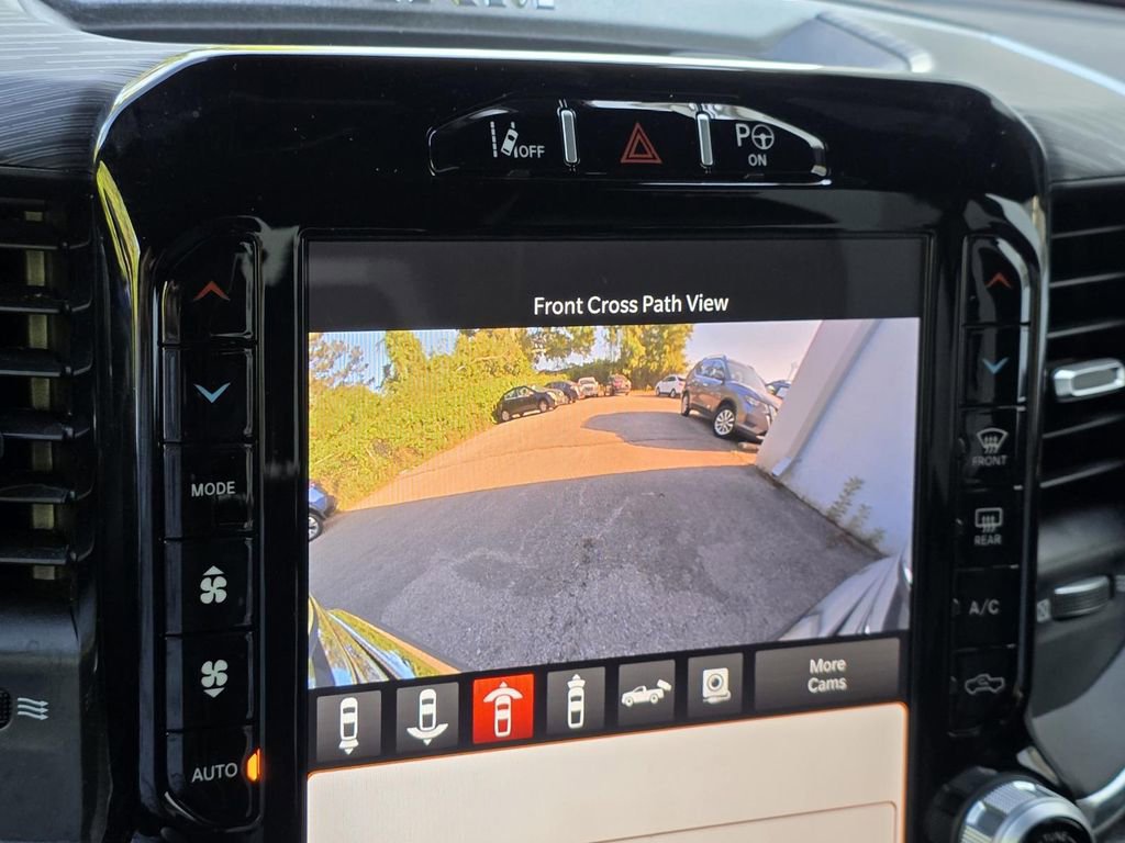 Used 2023 RAM 1500 Laramie AWD/4WD image 17