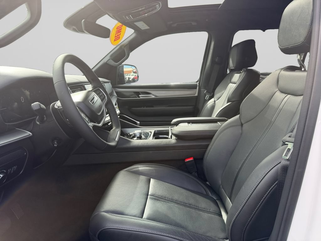 New 2026 Jeep Grand Wagoneer Limited AWD/4WD image 10