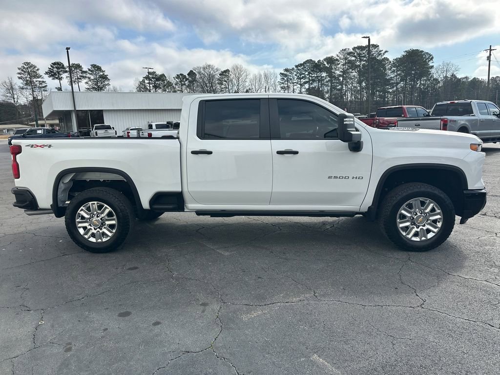 Used 2025 Chevrolet Silverado 2500 Custom w/ Custom Value Package image 5