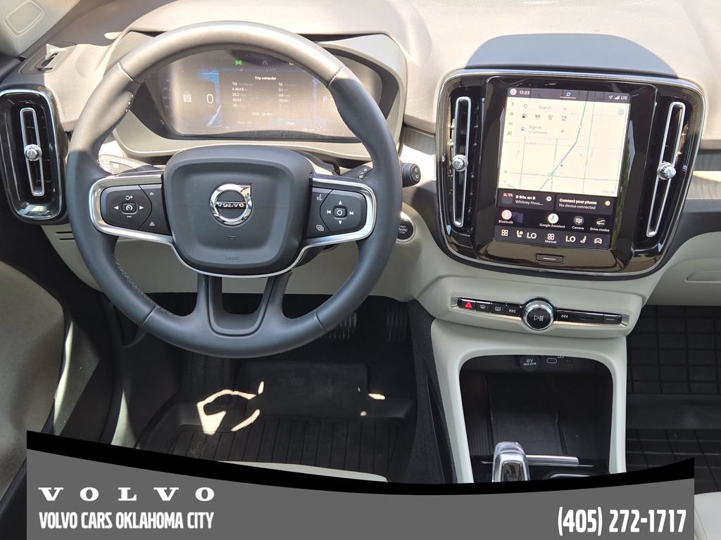 Certified 2024 Volvo XC40 B5 Ultimate w/ Protection Package Premier AWD/4WD image 21