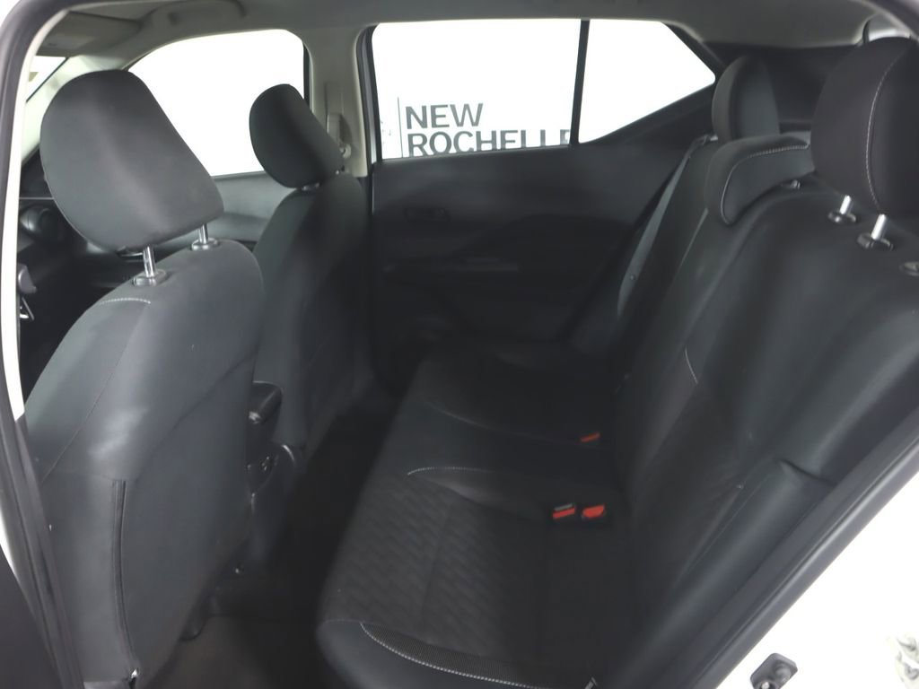 Used 2021 Nissan Kicks S image 25