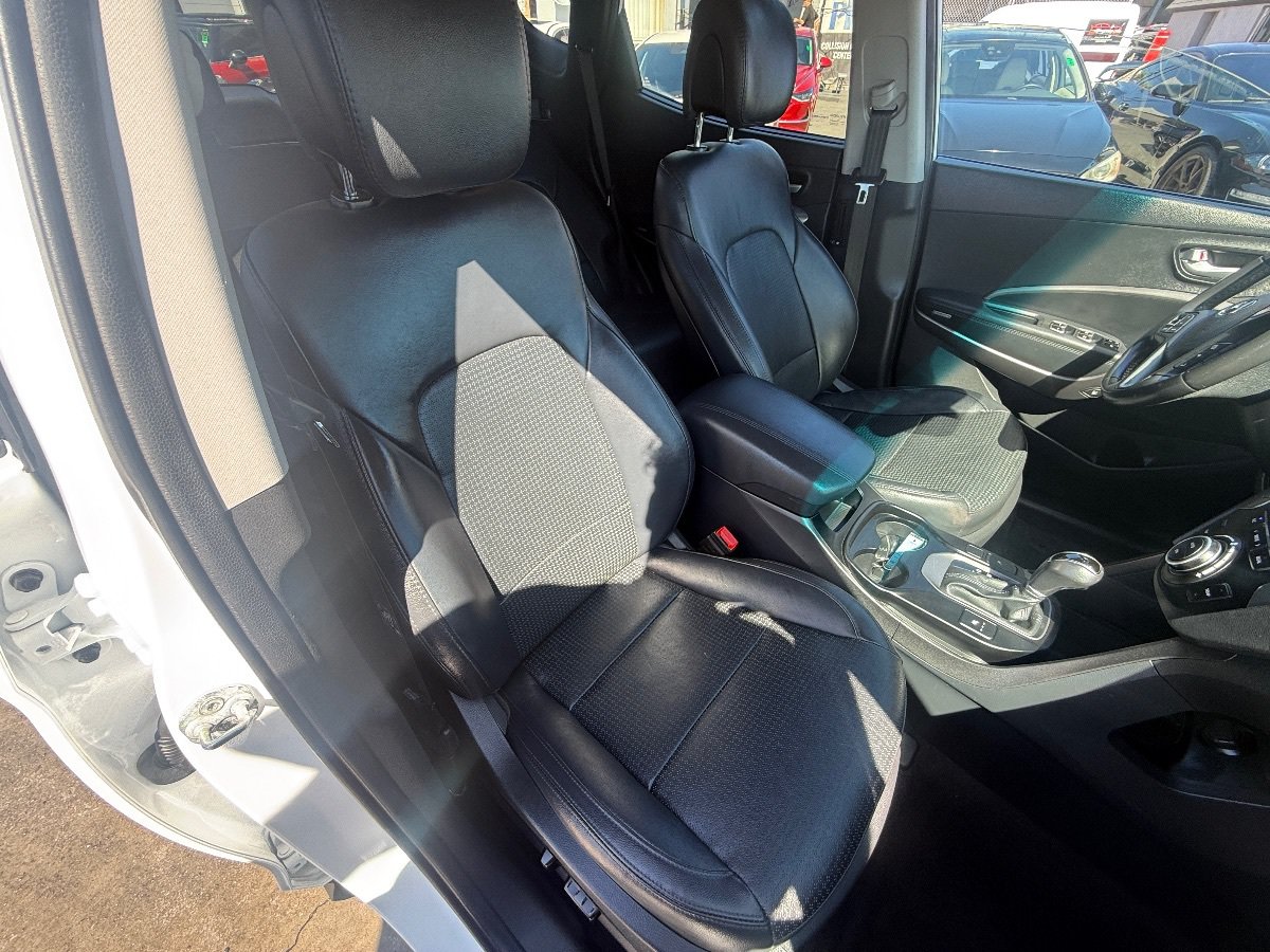 Used 2015 Hyundai Santa Fe Sport 2.0T FWD image 18