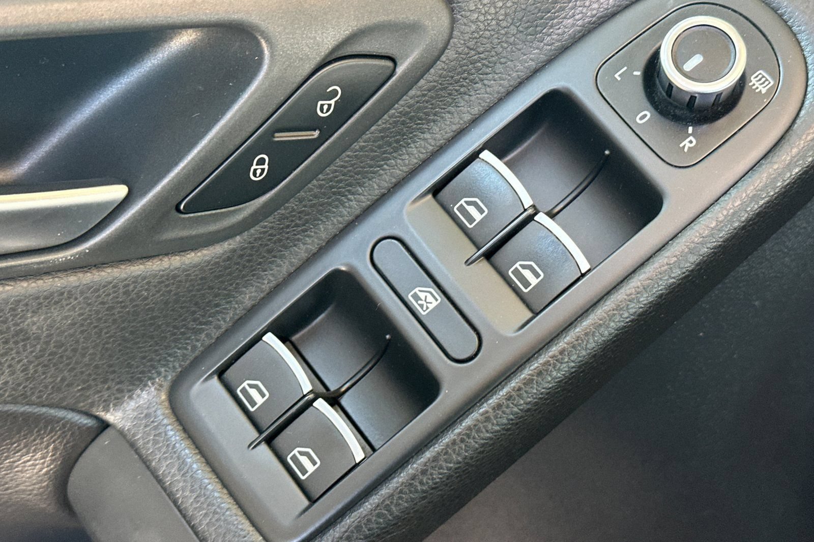 Used 2013 Volkswagen GTI Wolfsburg Edition FWD image 12