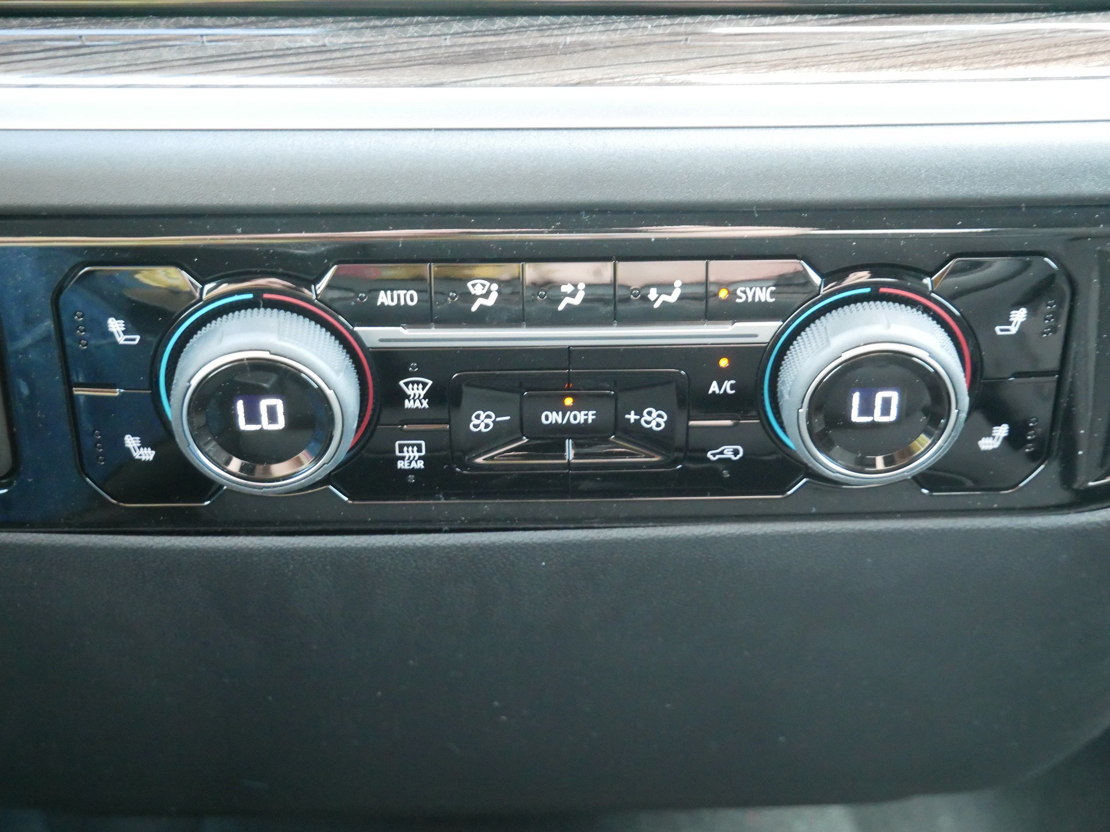 New 2026 Chevrolet Silverado 1500 LT AWD/4WD image 10