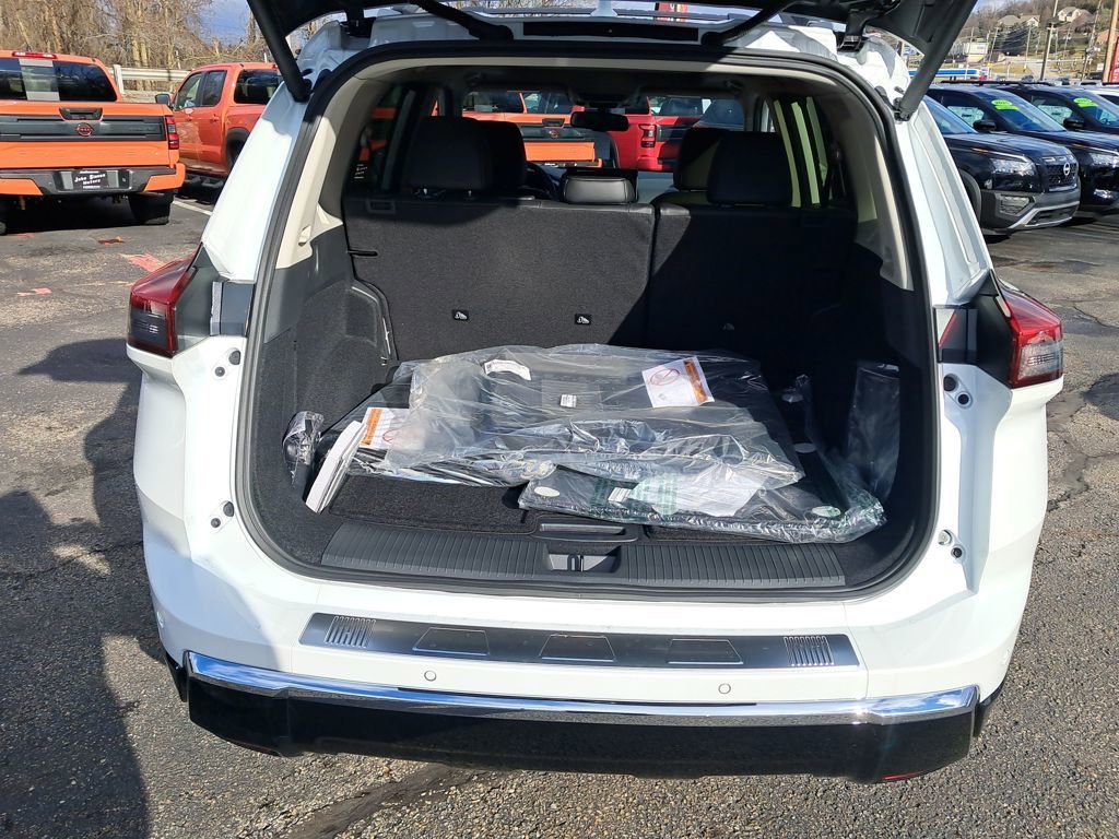 New 2026 Nissan Rogue Platinum w/ Platinum Premium Package image 24