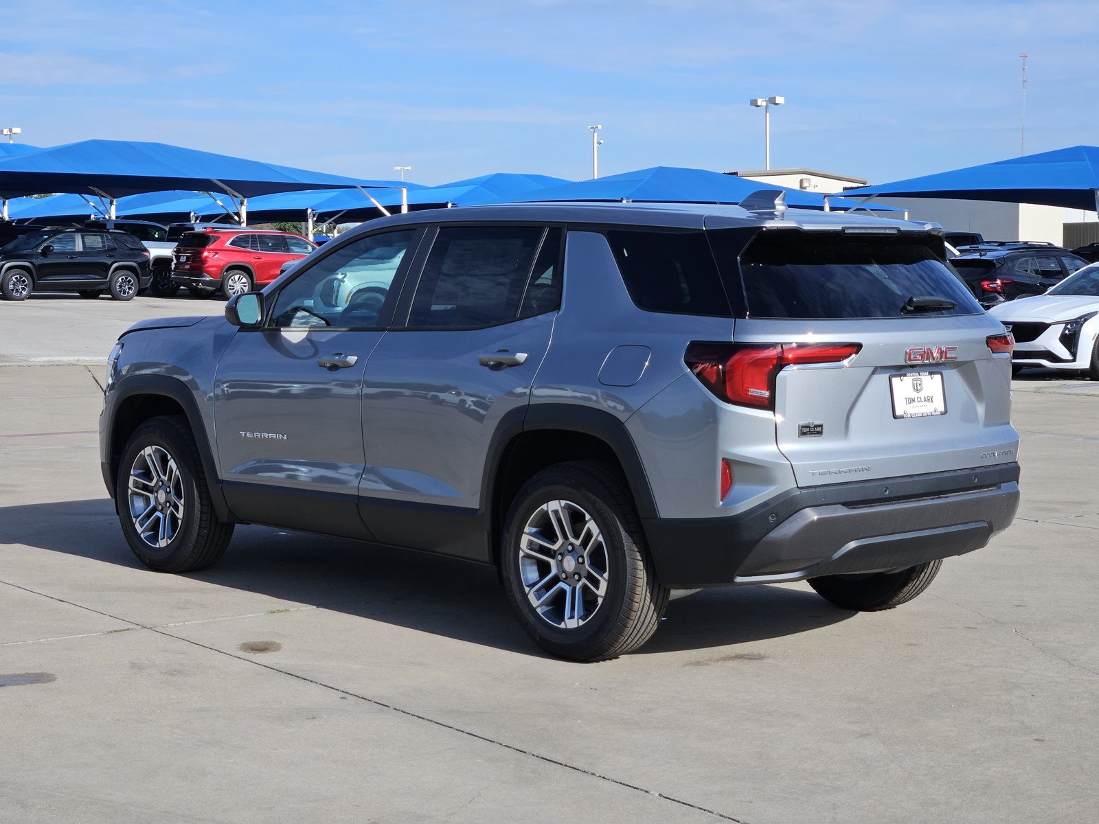 New 2027 GMC Terrain Elevation FWD image 3