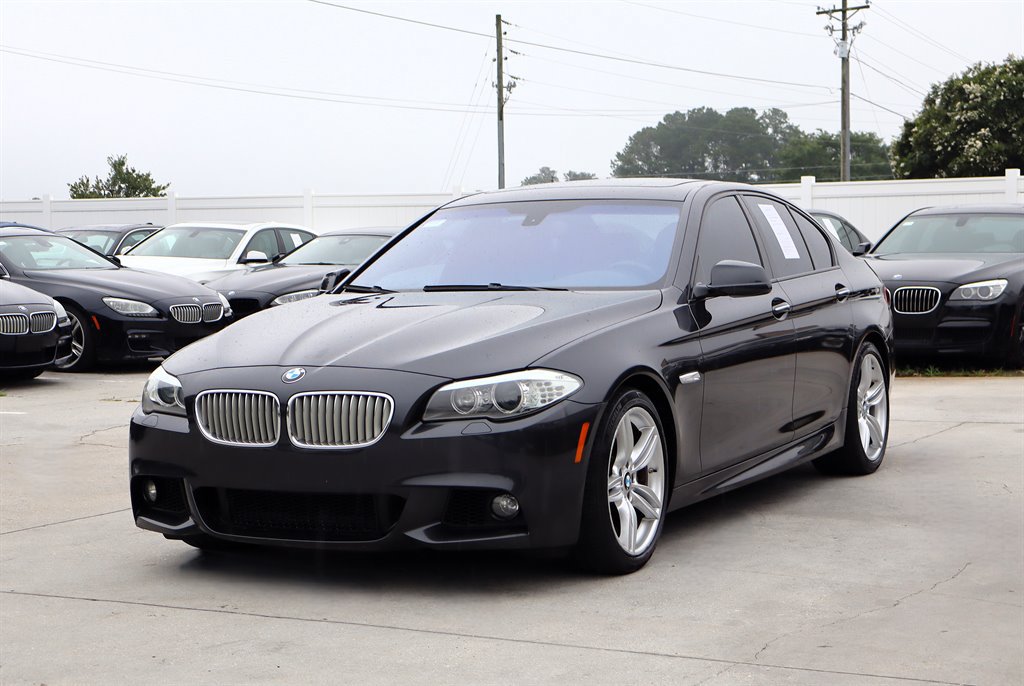 Used 2013 BMW 550i Sedan RWD image 2