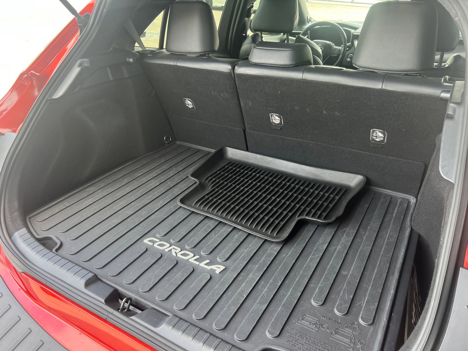 Used 2019 Toyota Corolla XSE FWD image 18