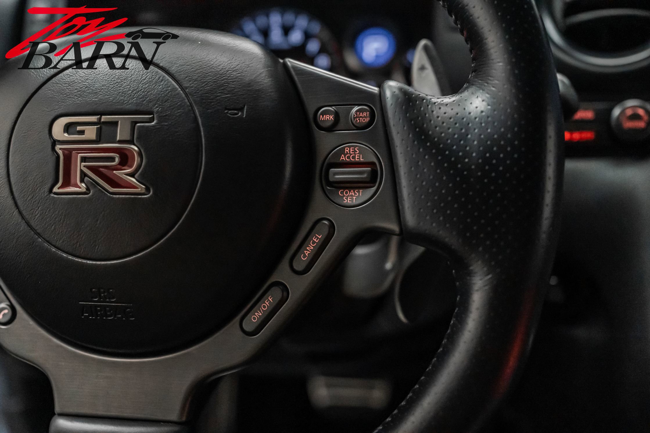 Used 2013 Nissan GT-R Black Edition image 35