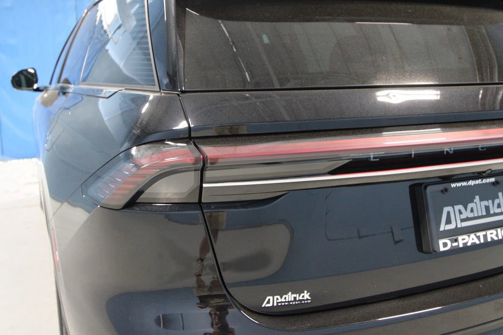 Used 2024 Lincoln Nautilus Premier image 38