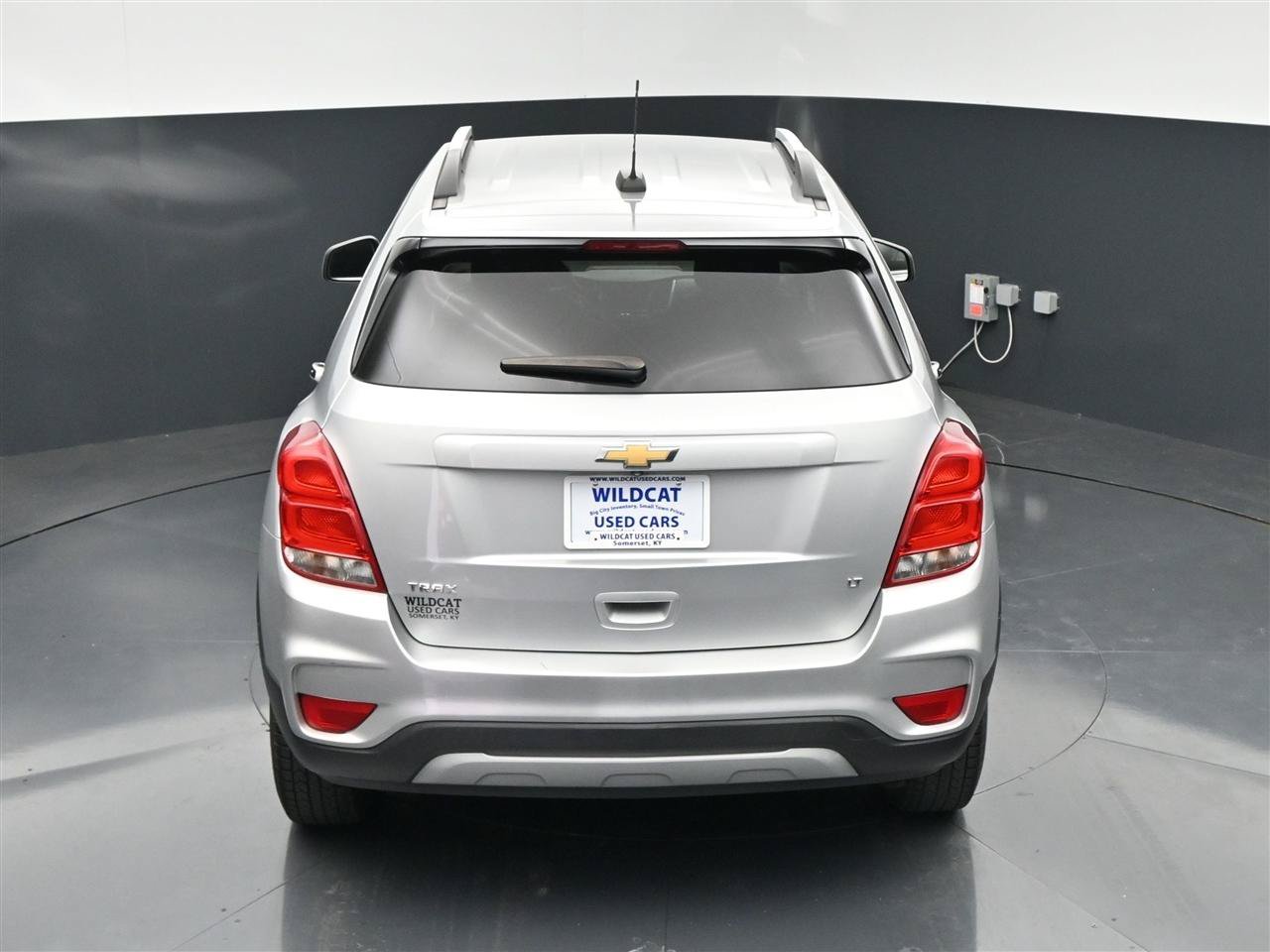 Used 2018 Chevrolet Trax LT w/ LT Convenience Package FWD image 25