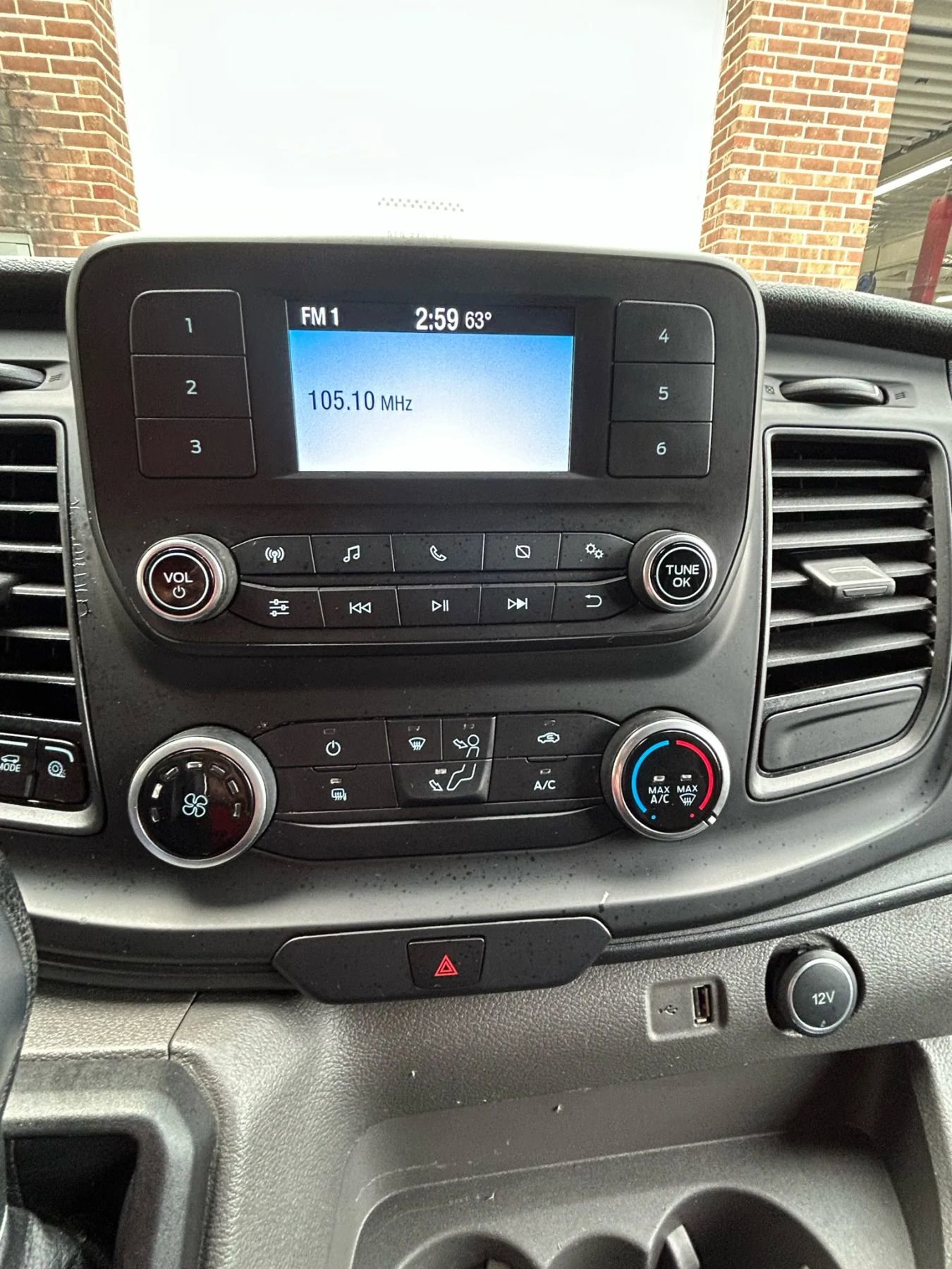Used 2020 Ford Transit 250 148 High Roof image 16