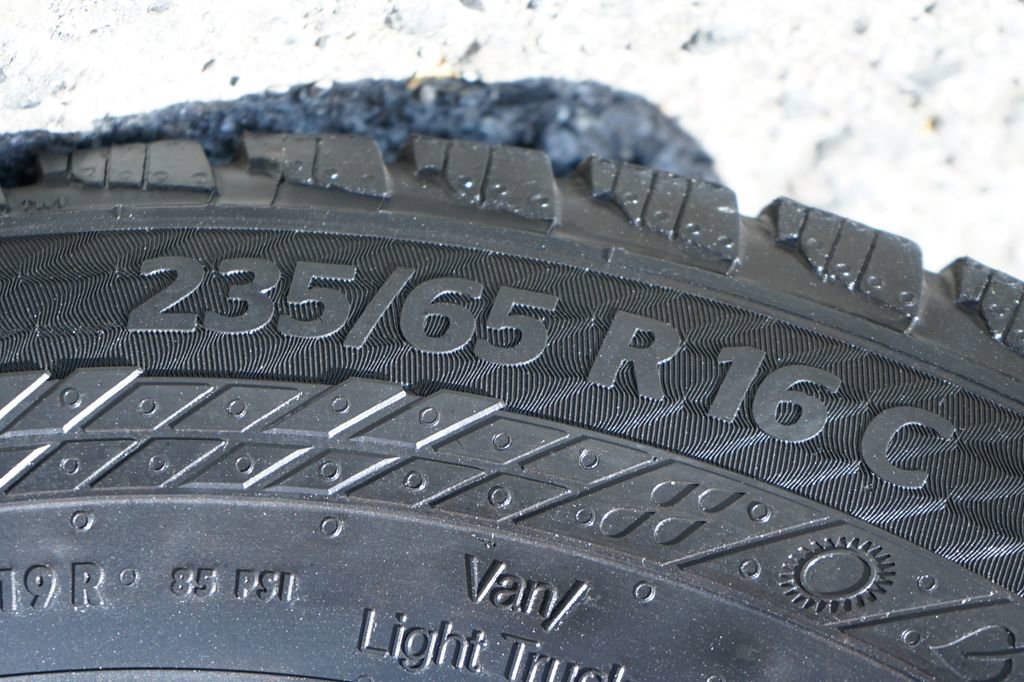 Used 2019 Ford Transit 350 XLT image 40