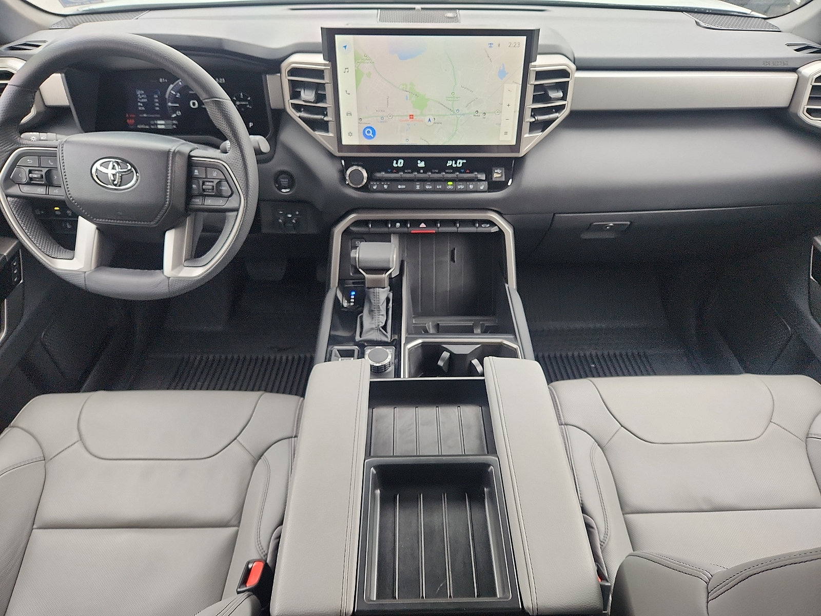 Used 2026 Toyota Tundra Limited AWD/4WD image 8