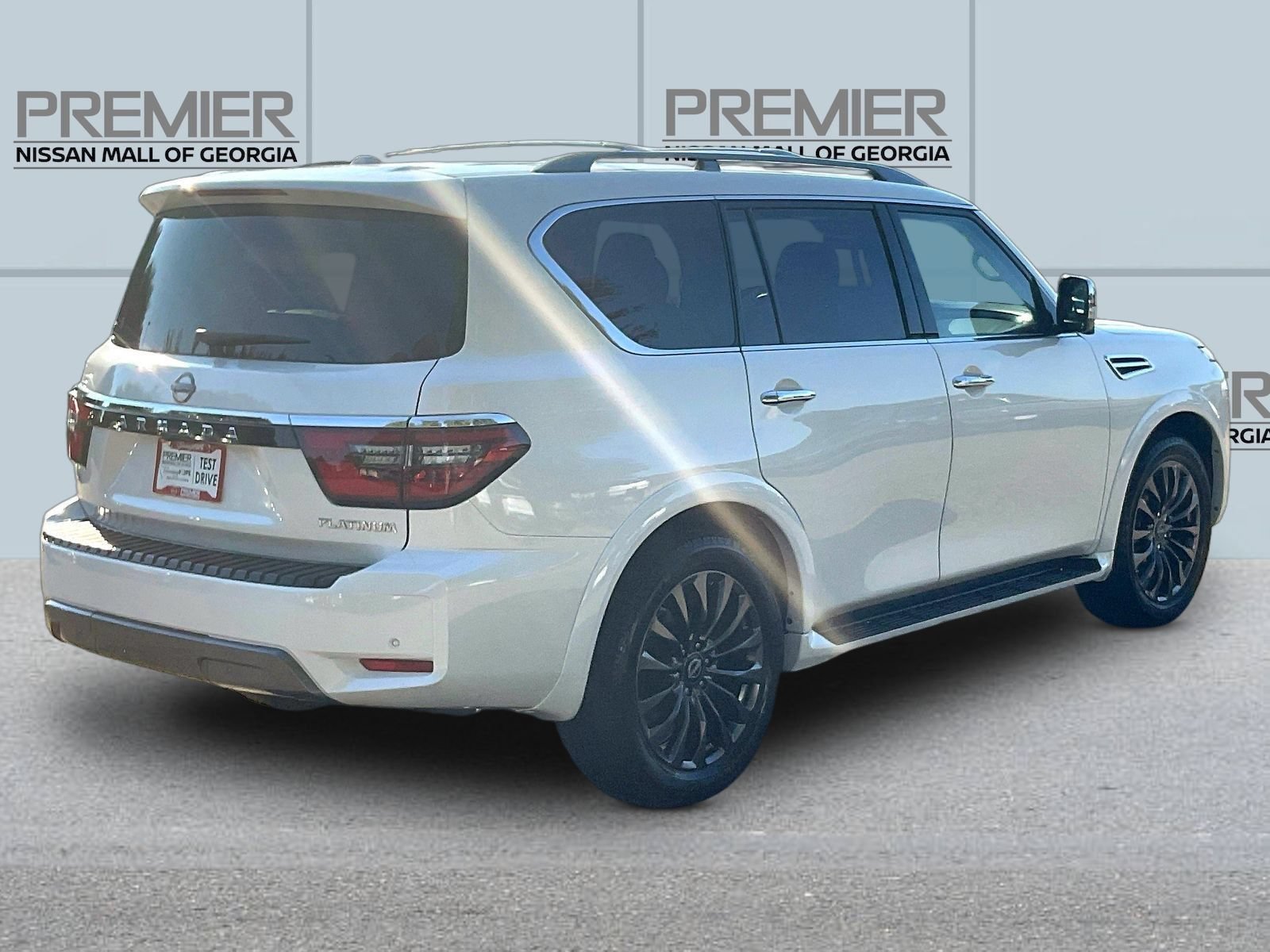 Certified 2024 Nissan Armada Platinum w/ Captain's Chairs Package RWD image 7