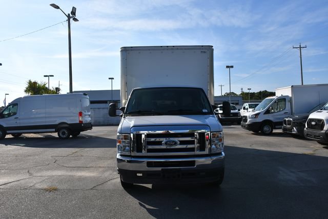 Used 2023 Ford E-450 and Econoline 450 Super Duty w/ Power Windows & Locks Group RWD image 8