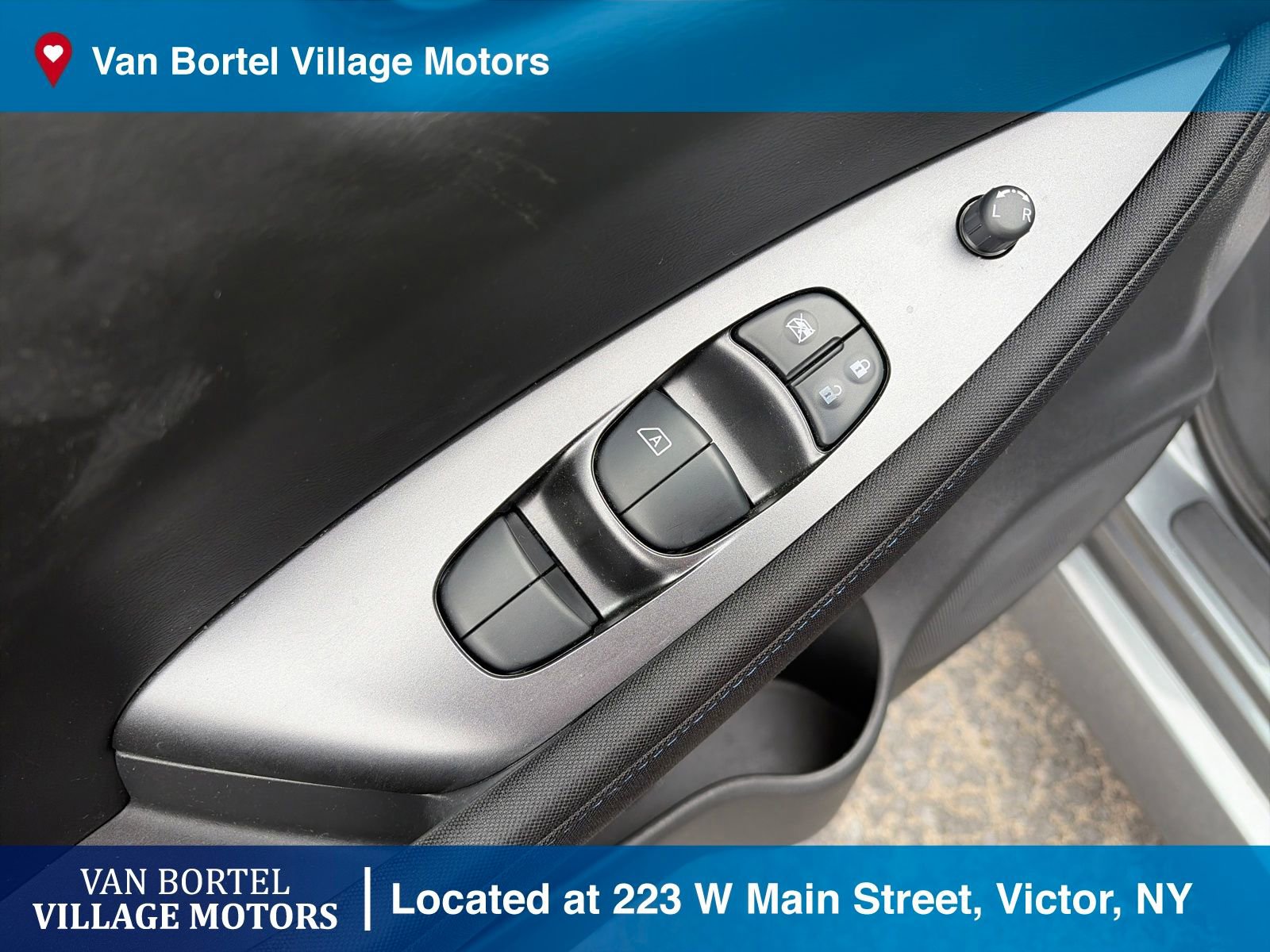 Used 2020 Nissan Leaf S w/ S Charge Package image 10