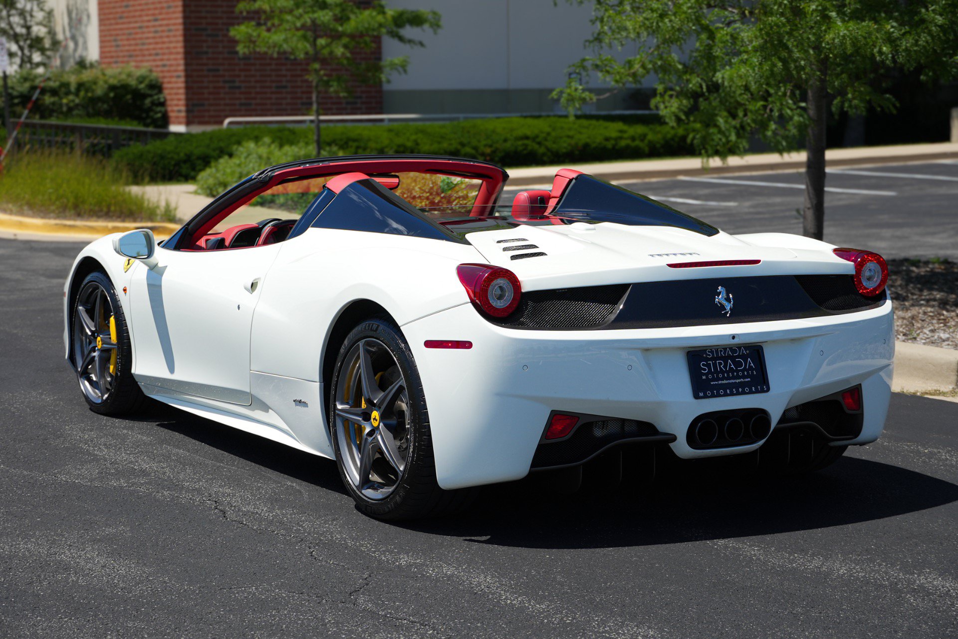 Used 2013 Ferrari 458 Spider RWD image 6