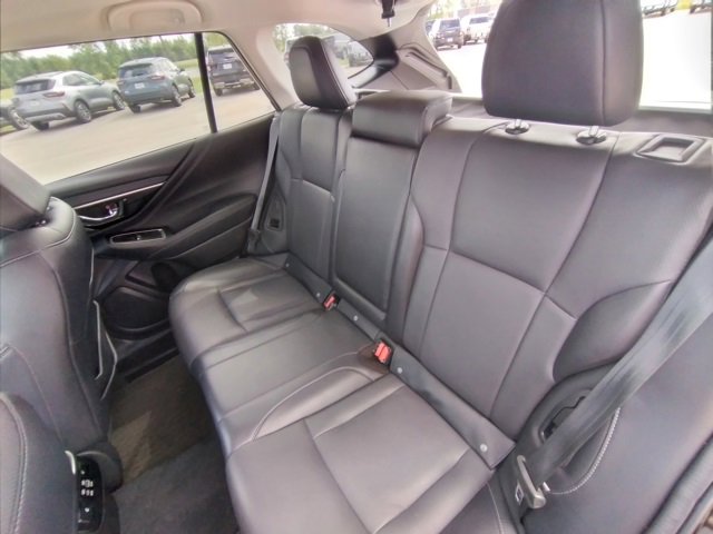 Used 2023 Subaru Outback Limited image 18